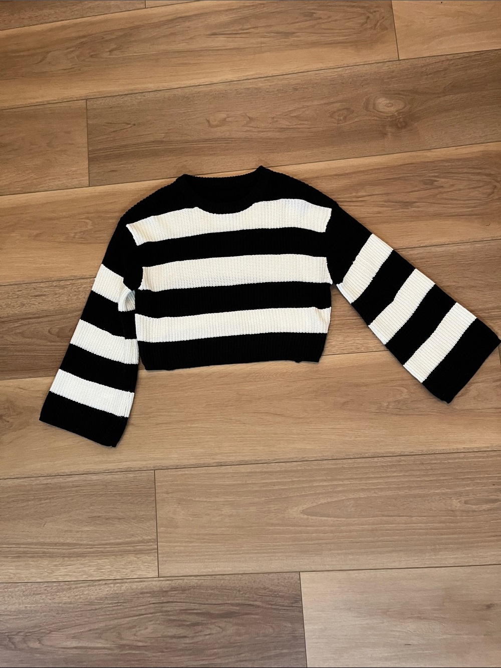 Girl’s Color Block Striped Sweater